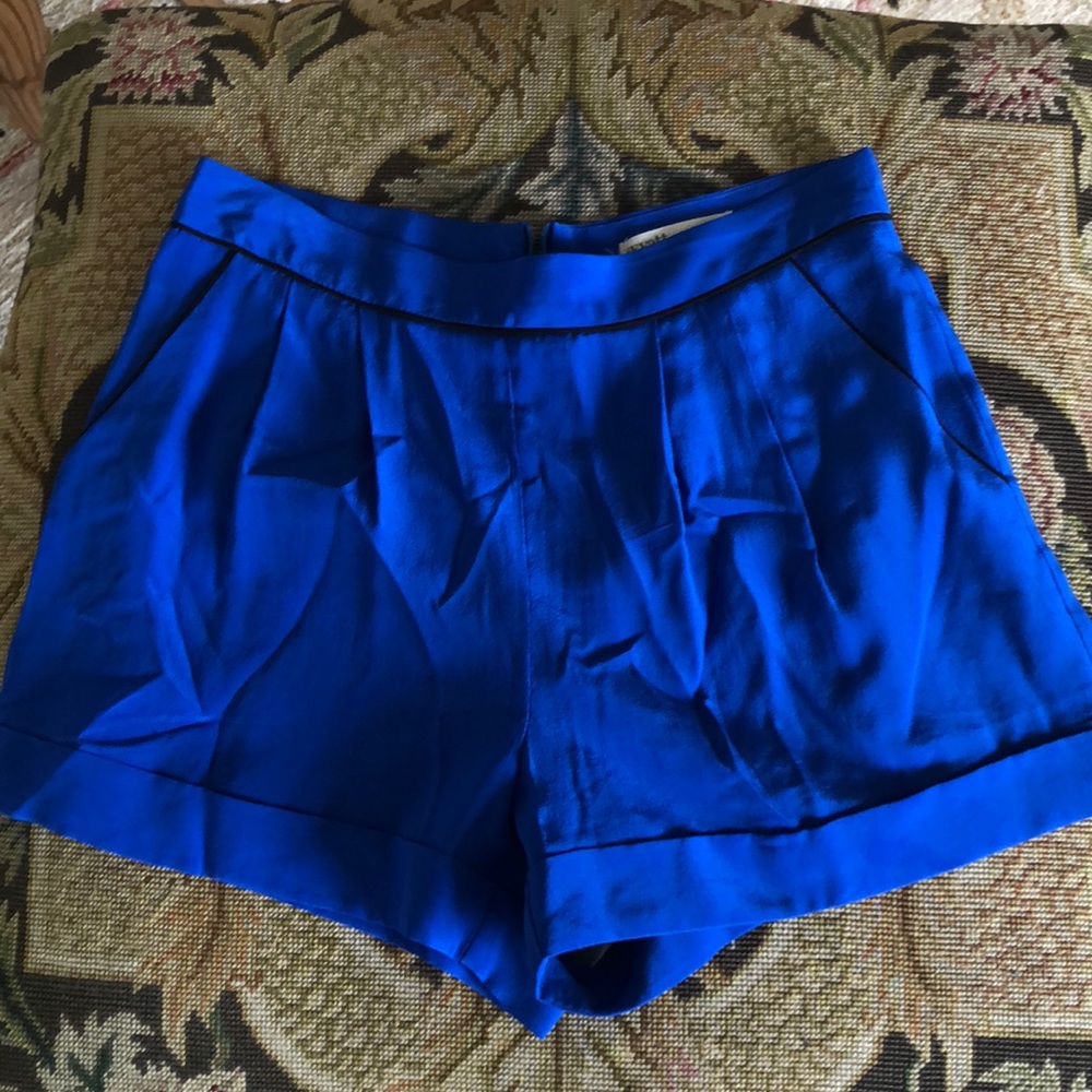 Cobalt silk shorts with black trim & pockets